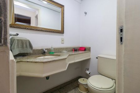 Apartamento à venda com 152m², 3 quartos e 3 vagas Apartamento à venda com 152m², 3 quartos e 3 vagasLavabo