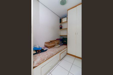 Apartamento à venda com 152m², 3 quartos e 3 vagas Apartamento à venda com 152m², 3 quartos e 3 vagasÁrea de Serviço - Quarto