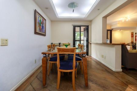 Apartamento à venda com 152m², 3 quartos e 3 vagas Apartamento à venda com 152m², 3 quartos e 3 vagasSala