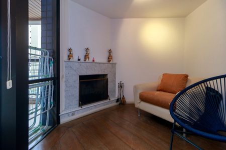 Apartamento à venda com 152m², 3 quartos e 3 vagas Apartamento à venda com 152m², 3 quartos e 3 vagasSala