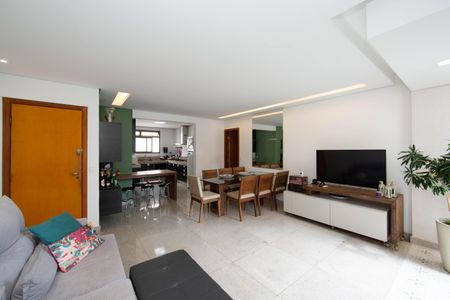 Apartamento para alugar com 115m², 3 quartos e 3 vagasSALA