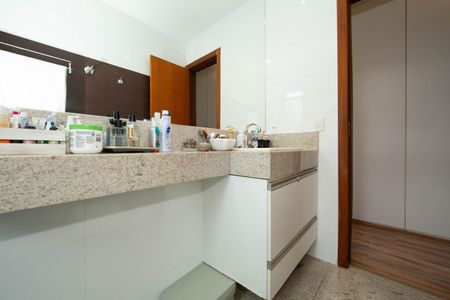 Apartamento para alugar com 115m², 3 quartos e 3 vagasBANHEIRO2