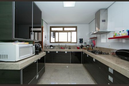 Apartamento para alugar com 115m², 3 quartos e 3 vagasCOZINHA
