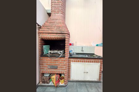 Casa à venda com 300m², 3 quartos e 2 vagasChurrasqueira