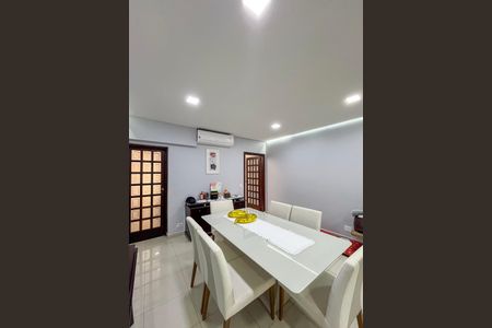Casa à venda com 300m², 3 quartos e 2 vagasSala de Jantar