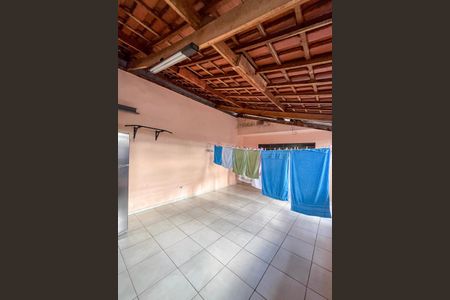 Casa à venda com 300m², 3 quartos e 2 vagasQuintal