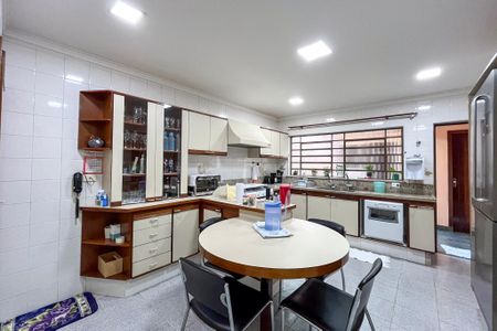 Casa à venda com 300m², 3 quartos e 2 vagasCozinha
