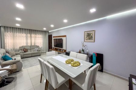 Casa à venda com 300m², 3 quartos e 2 vagasSala de Jantar