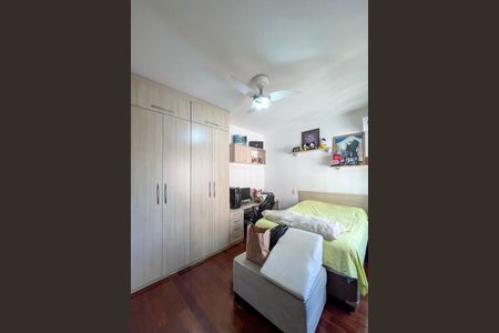 Casa à venda com 300m², 3 quartos e 2 vagasQuarto 2