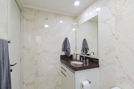 Apartamento à venda com 87m², 3 quartos e 2 vagasBanheiro da Suíte