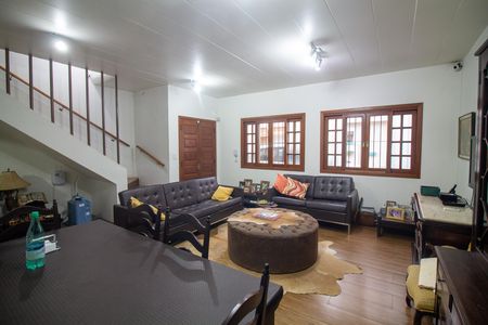 Casa à venda com 215m², 3 quartos e 3 vagas Casa à venda com 215m², 3 quartos e 3 vagasSala / Sala de Jantar