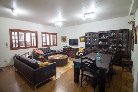 Sala / Sala de Jantar de casa à venda com 3 quartos, 215m² em Vila Cordeiro, São Paulo