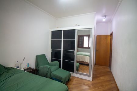 Casa à venda com 215m², 3 quartos e 3 vagas Casa à venda com 215m², 3 quartos e 3 vagasQuarto 3 - Suíte