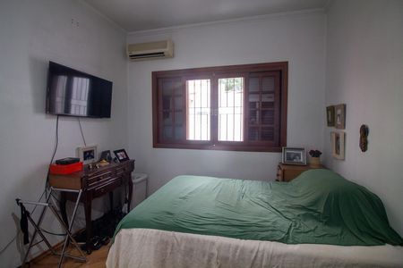 Casa à venda com 215m², 3 quartos e 3 vagas Casa à venda com 215m², 3 quartos e 3 vagasQuarto 3 - Suíte
