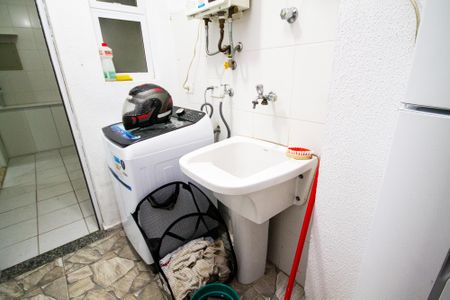 Casa de condomínio para alugar com 100m², 2 quartos e 2 vagasLavanderia