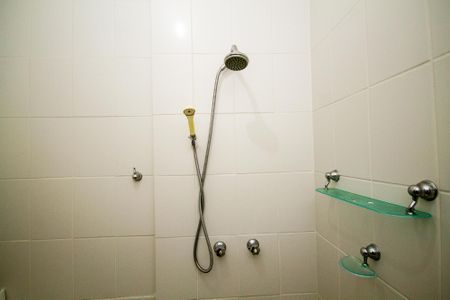 Casa de condomínio para alugar com 100m², 2 quartos e 2 vagasBanheiro Suite