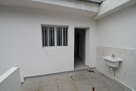 Casa para alugar com 60m², 2 quartos e 1 vagaÁrea de Serviço