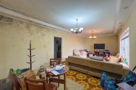 Casa à venda com 250m², 3 quartos e 4 vagas Casa à venda com 250m², 3 quartos e 4 vagasSala