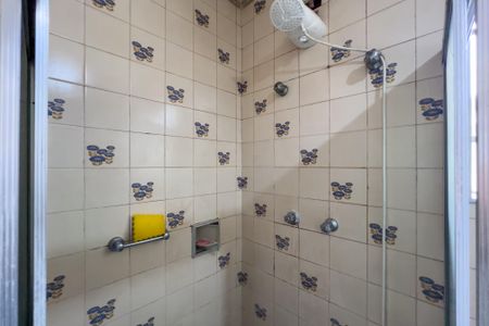 Casa à venda com 250m², 3 quartos e 4 vagas Casa à venda com 250m², 3 quartos e 4 vagasBanheiro do quarto 1