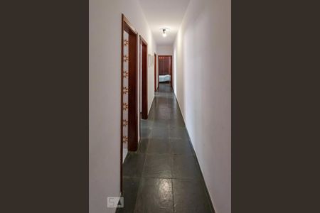 Corredor de casa à venda com 3 quartos, 155m² em Vila Maria, Campinas