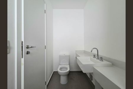 Apartamento à venda com 143m², 3 quartos e 2 vagas Apartamento à venda com 143m², 3 quartos e 2 vagasBanheiro da Suíte 3