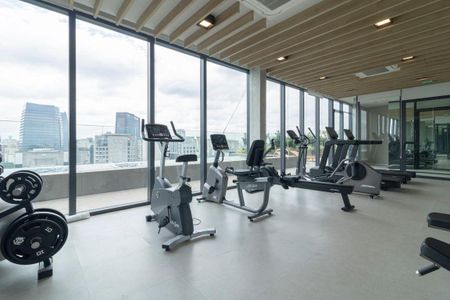 Apartamento à venda com 143m², 3 quartos e 2 vagas Apartamento à venda com 143m², 3 quartos e 2 vagasÁrea comum - Academia