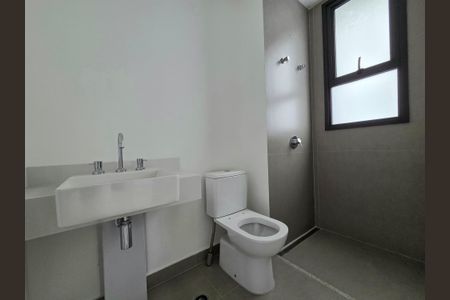 Apartamento à venda com 143m², 3 quartos e 2 vagas Apartamento à venda com 143m², 3 quartos e 2 vagasBanheiro da Suíte 2