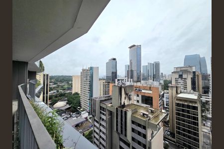Apartamento à venda com 143m², 3 quartos e 2 vagas Apartamento à venda com 143m², 3 quartos e 2 vagasVaranda 1