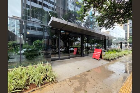 Apartamento à venda com 143m², 3 quartos e 2 vagas Apartamento à venda com 143m², 3 quartos e 2 vagasFachada