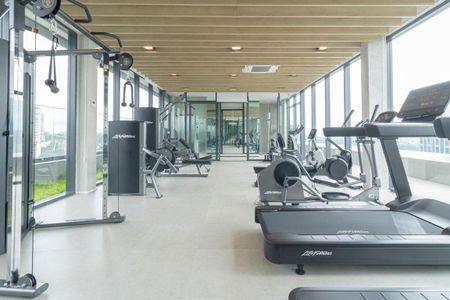Apartamento à venda com 143m², 3 quartos e 2 vagas Apartamento à venda com 143m², 3 quartos e 2 vagasÁrea comum - Academia