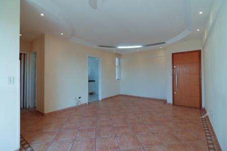 Apartamento para alugar com 2 quartos, 74m² em Vila Ré, São Paulo