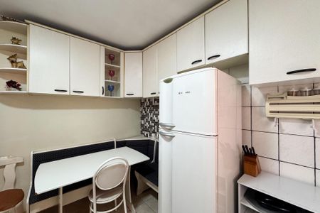 Apartamento para alugar com 56m², 2 quartos e 1 vagaCozinha 