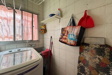 Apartamento para alugar com 56m², 2 quartos e 1 vagaÁrea de Serviço