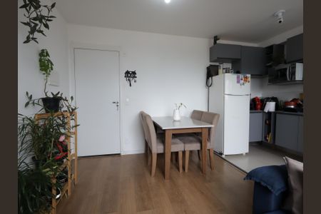 Sala de apartamento para alugar com 2 quartos, 42m² em Jardim Maria Duarte, São Paulo