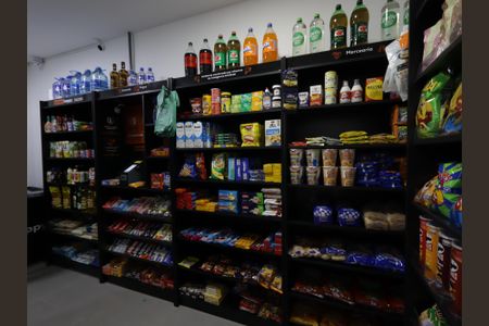 Apartamento à venda com 42m², 2 quartos e sem vagaMini mercado