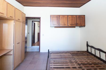 Casa para alugar com 220m², 5 quartos e 4 vagas Casa para alugar com 220m², 5 quartos e 4 vagasQuarto 1