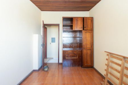 Casa para alugar com 220m², 5 quartos e 4 vagas Casa para alugar com 220m², 5 quartos e 4 vagasQuarto 4