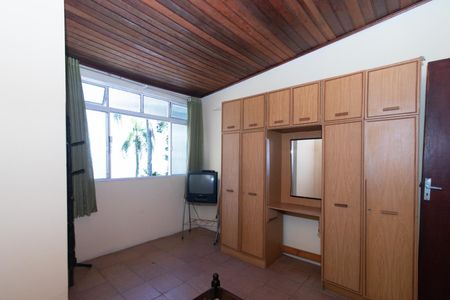 Casa para alugar com 220m², 5 quartos e 4 vagas Casa para alugar com 220m², 5 quartos e 4 vagasQuarto 1