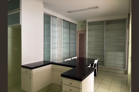 Casa à venda com 260m², 5 quartos e 3 vagasFoto 14