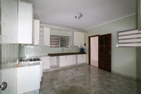 Casa à venda com 343m², 3 quartos e 2 vagasCozinha