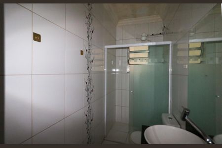 Casa à venda com 343m², 3 quartos e 2 vagasBanheiro