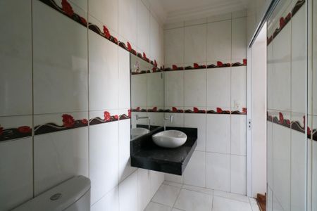 Casa à venda com 343m², 3 quartos e 2 vagasBanheiro da Suíte