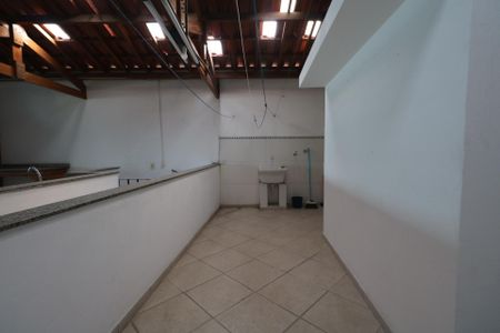 Casa à venda com 343m², 3 quartos e 2 vagasÁrea de Serviço 2