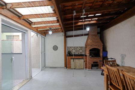 Casa de condomínio para alugar com 75m², 2 quartos e 2 vagasChurrasqueira