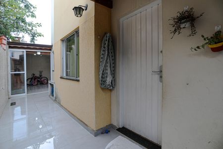 Casa de condomínio para alugar com 75m², 2 quartos e 2 vagasCorredor
