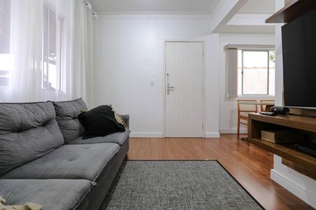 Casa de condomínio para alugar com 75m², 2 quartos e 2 vagasSala