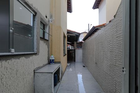 Casa de condomínio para alugar com 75m², 2 quartos e 2 vagasCorredor