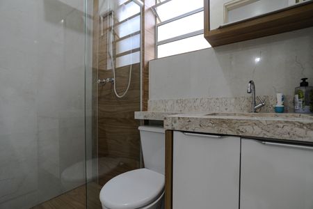 Casa de condomínio para alugar com 75m², 2 quartos e 2 vagasBanheiro - Quarto 2 - Suíte