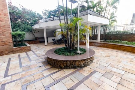 Apartamento para alugar com 146m², 3 quartos e 3 vagas Apartamento para alugar com 146m², 3 quartos e 3 vagasÁrea comum