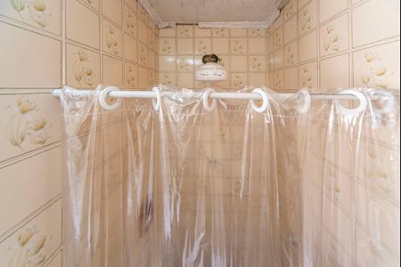 Casa à venda com 171m², 3 quartos e 2 vagasBanheiro Social